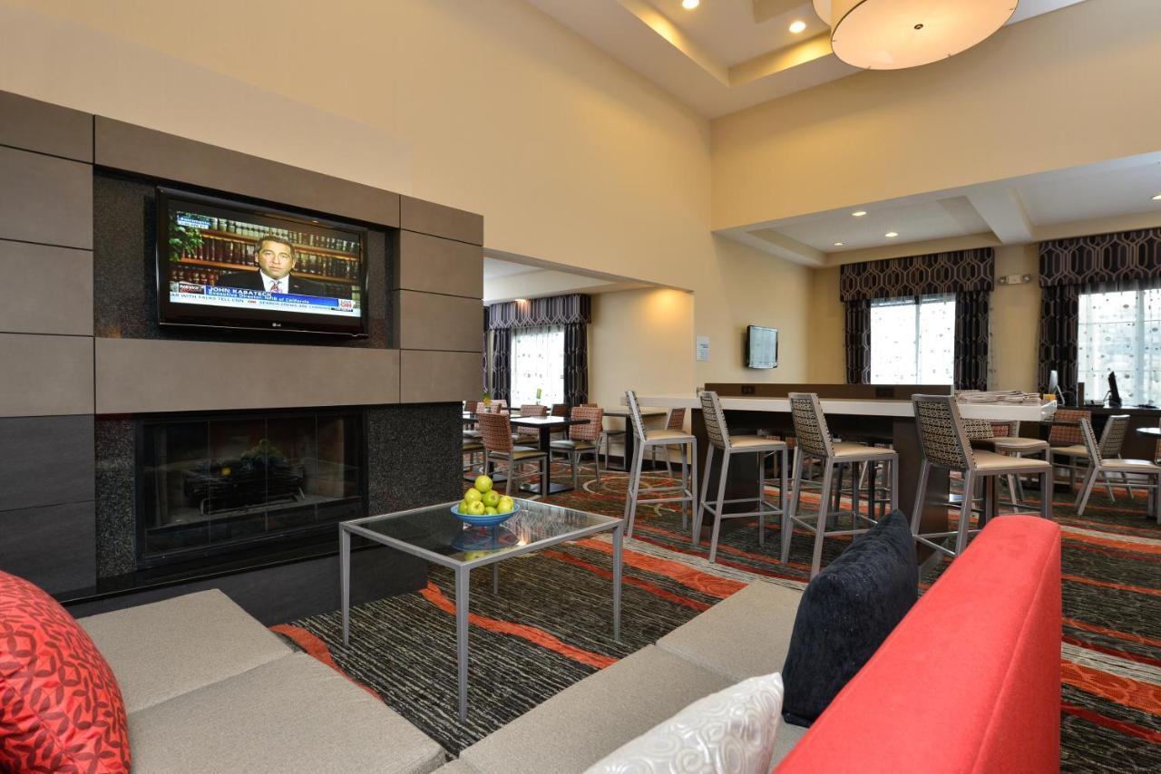 Holiday Inn Express Boston-Milford By Ihg Extérieur photo