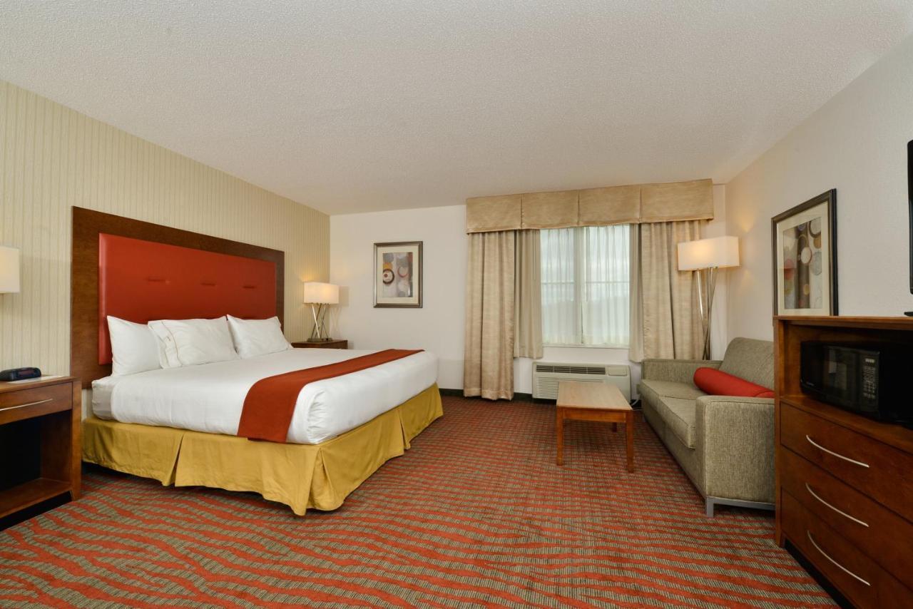Holiday Inn Express Boston-Milford By Ihg Extérieur photo