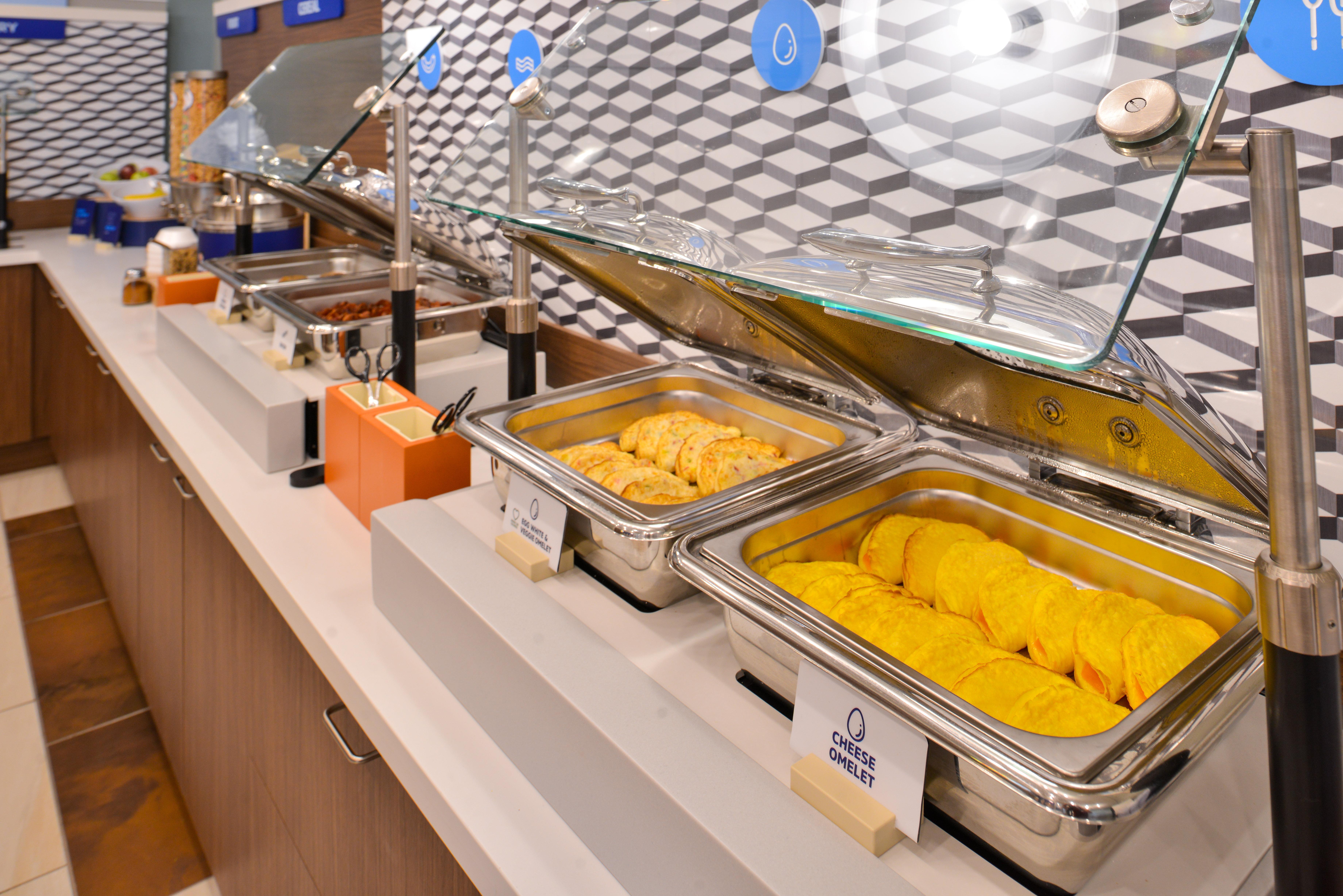Holiday Inn Express Boston-Milford By Ihg Extérieur photo