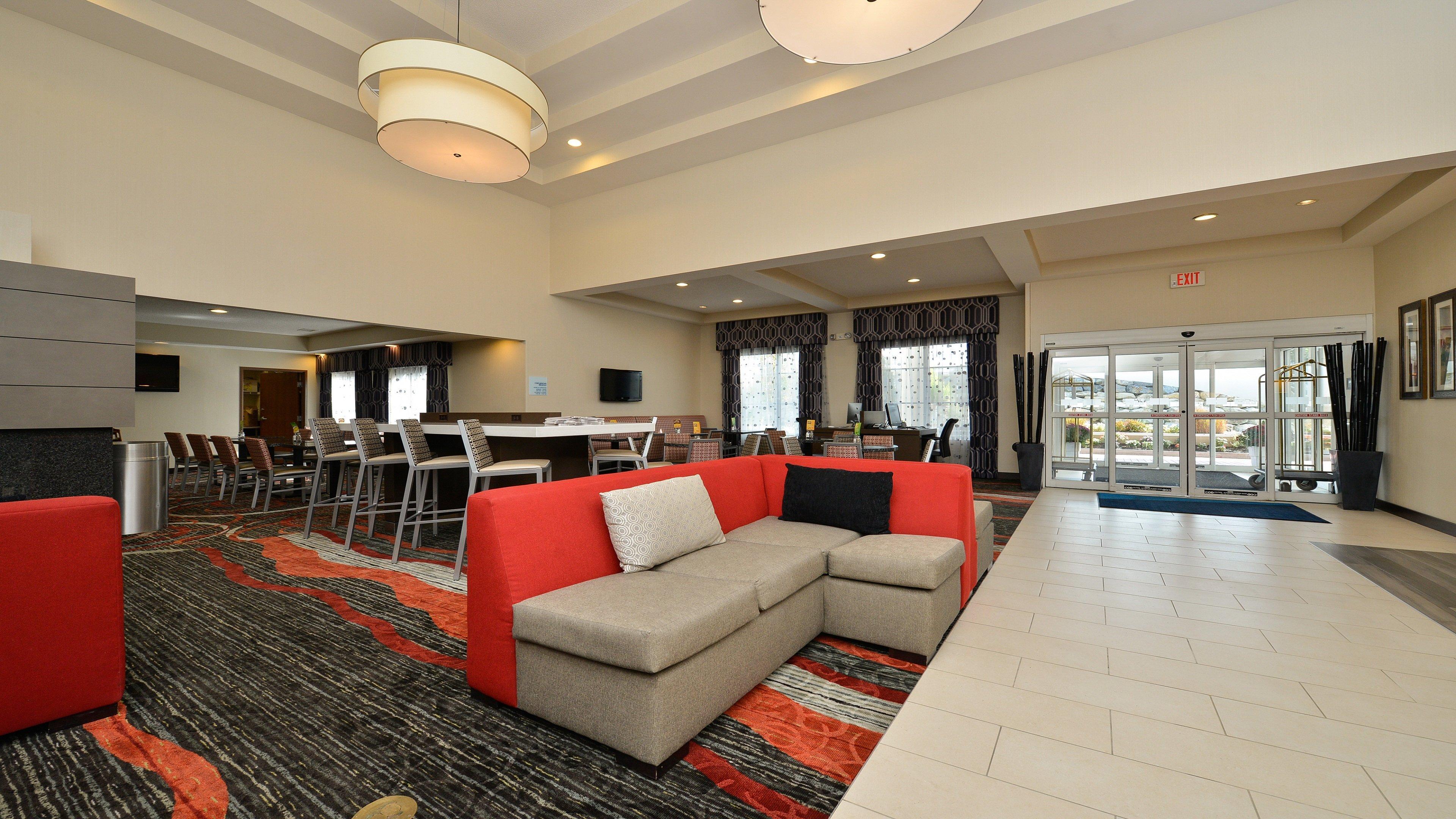 Holiday Inn Express Boston-Milford By Ihg Extérieur photo