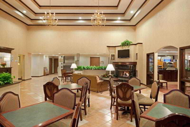 Holiday Inn Express Boston-Milford By Ihg Restaurant photo